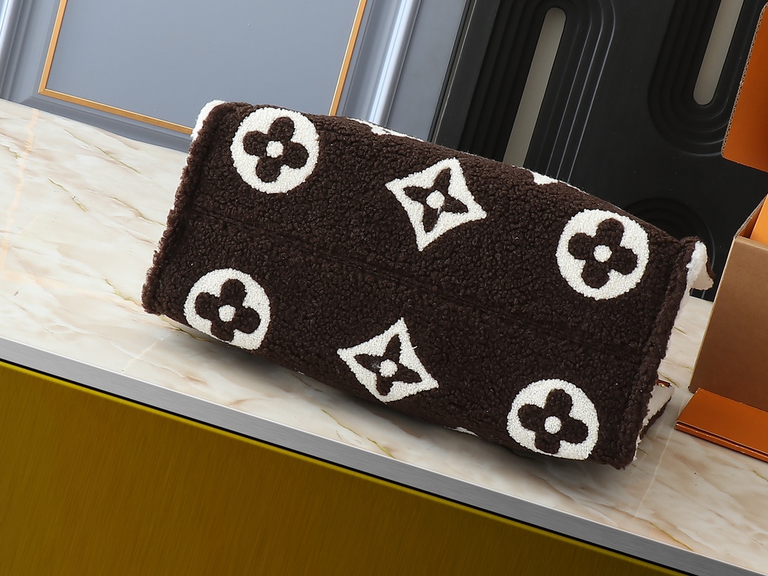 LOUIS VUITTON M44571 SIZE:41.0 x 34.0 x 19.0 cm - 图片 5