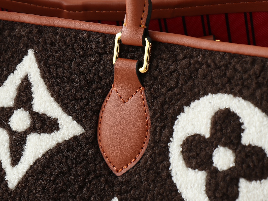 LOUIS VUITTON M44571 SIZE:41.0 x 34.0 x 19.0 cm - 图片 6