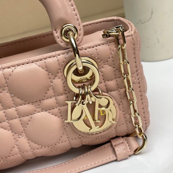 DIOR 𝗢𝗜𝗢𝗥 𝗗-𝗝𝗼𝘆 𝗕𝗮𝗴 17.5*10.5*6cm - 图片 2