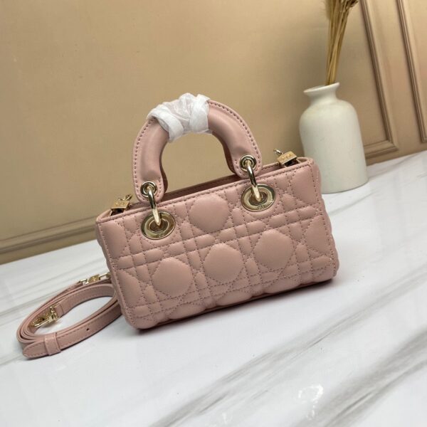 DIOR 𝗢𝗜𝗢𝗥 𝗗-𝗝𝗼𝘆 𝗕𝗮𝗴 17.5*10.5*6cm - 图片 4