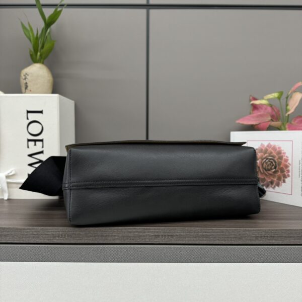 LOEWE 062404A SIZE:20*6*13CM - 图片 4