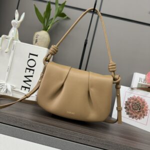 LOEWE 062317 SIZE:25*8*17CM